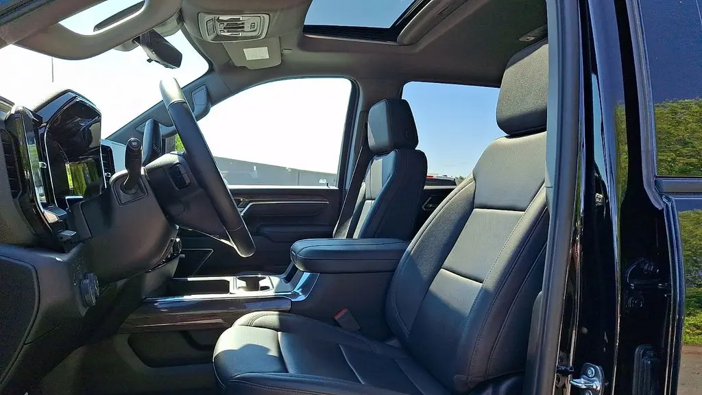 2025 Chevrolet Silverado 2500HD LTZ