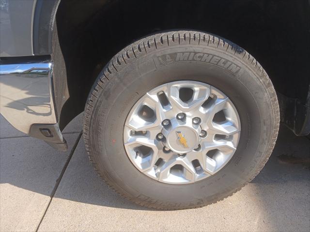2026 Chevrolet Silverado Hd - $65,500