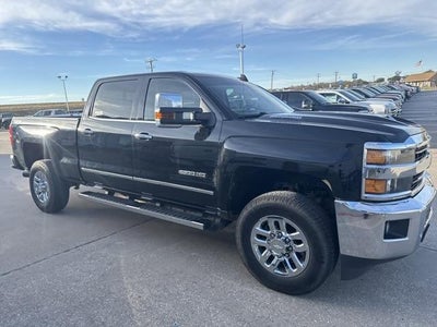 2019 Chevrolet Silverado 2500HD 4X4 LTZ 4DR Crew Cab SB
