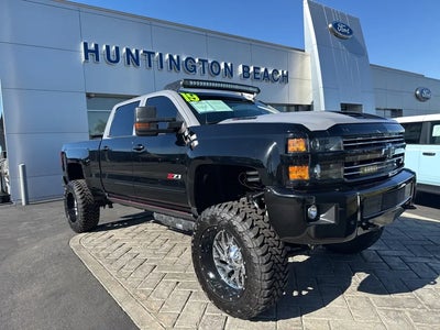 2019 Chevrolet Silverado 2500HD 4X4 LTZ 4DR Crew Cab SB