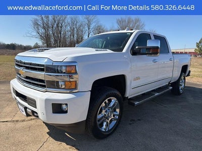 2019 Chevrolet Silverado 2500HD 4X4 High Country 4DR Crew Cab SB