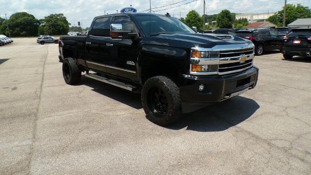 Preowned 2019 Chevrolet Silverado 2500HD High Country for Sale