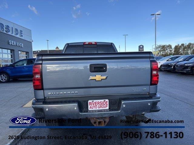 2015 Chevrolet Silverado - $25,995