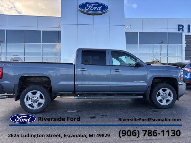 2015 Chevrolet Silverado - $25,995