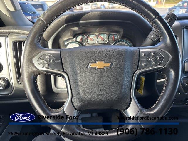 2015 Chevrolet Silverado - $25,995