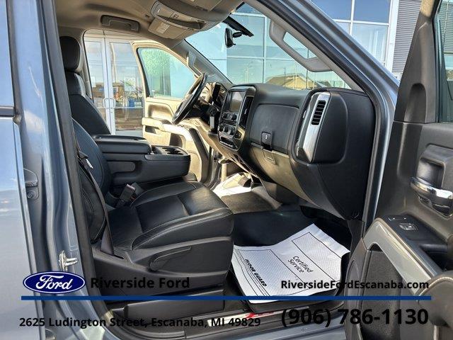 2015 Chevrolet Silverado - $25,995