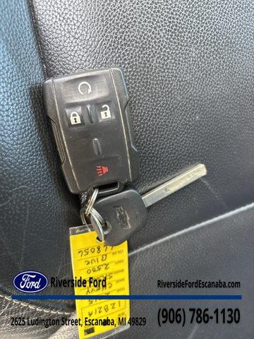 2015 Chevrolet Silverado - $25,995