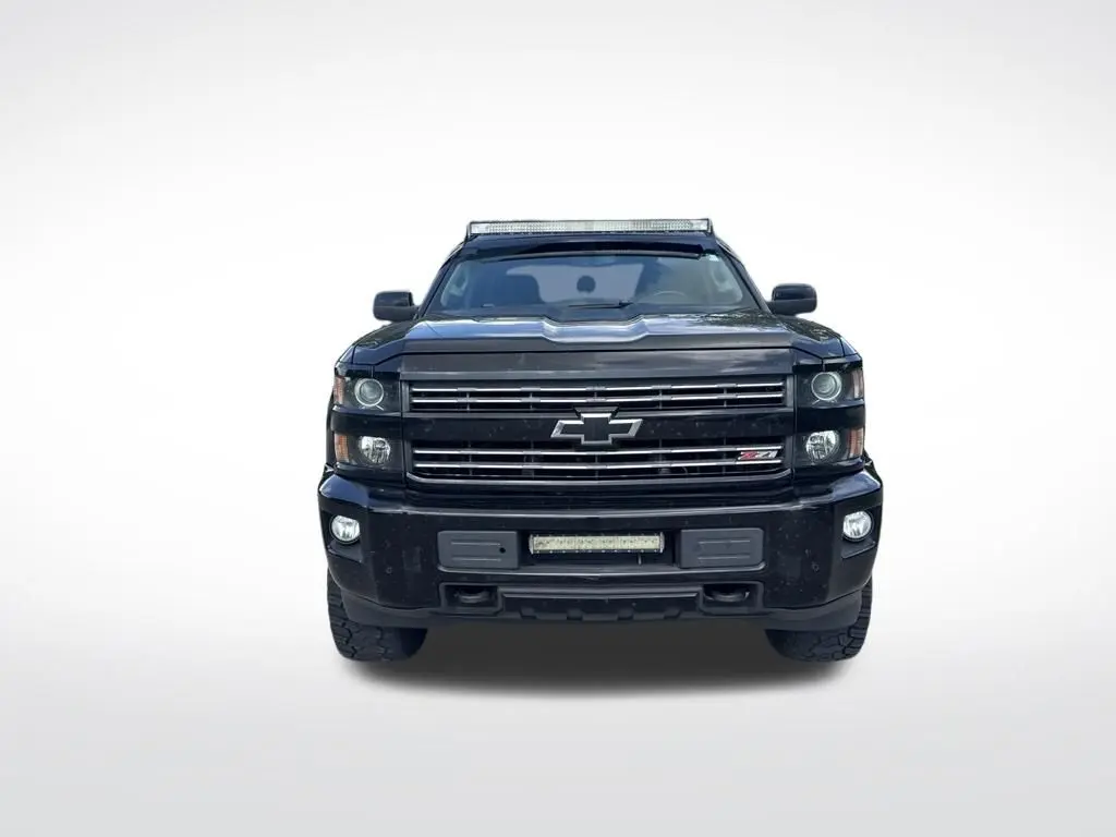 2016 Chevrolet Silverado - $15,997