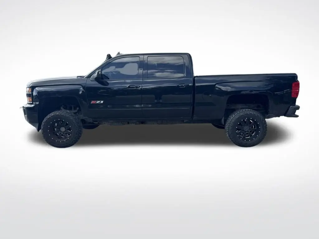 2016 Chevrolet Silverado - $15,997