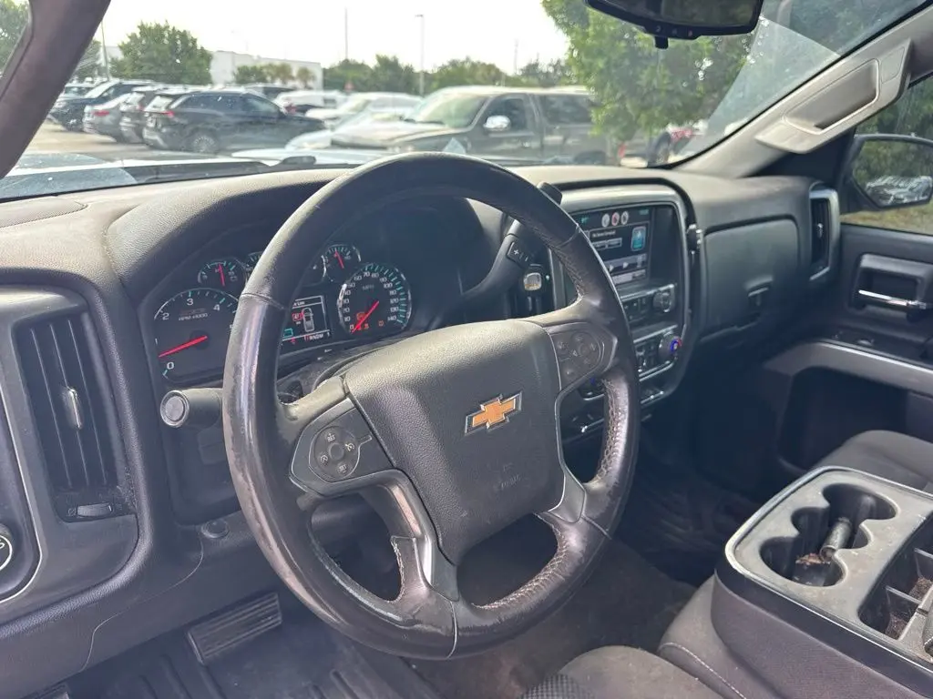 2016 Chevrolet Silverado - $15,997