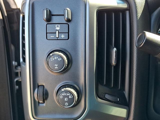 2018 Chevrolet Silverado - $32,735