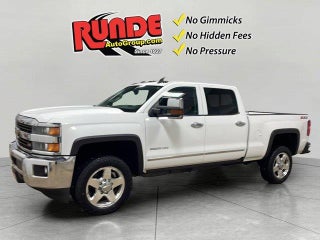 2015 Chevrolet Silverado 2500HD with Summit White Exterior