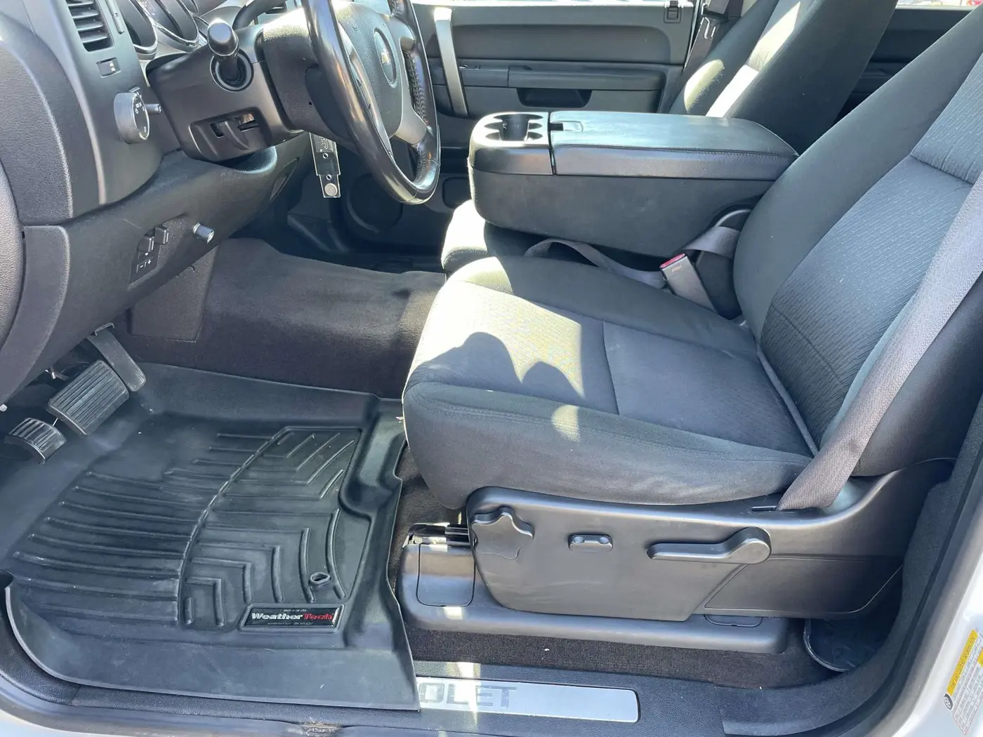 2013 Chevrolet Silverado - $19,900