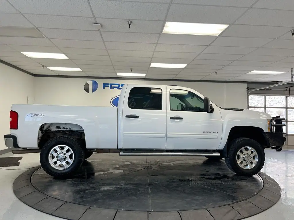 2012 Chevrolet Silverado - $10,274