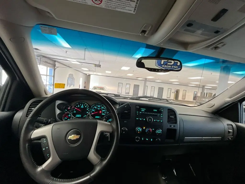2012 Chevrolet Silverado - $10,274