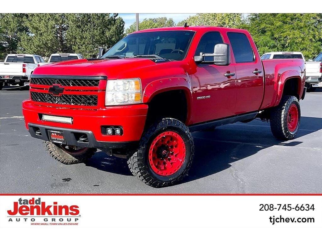 2011 Chevrolet Silverado - $28,495