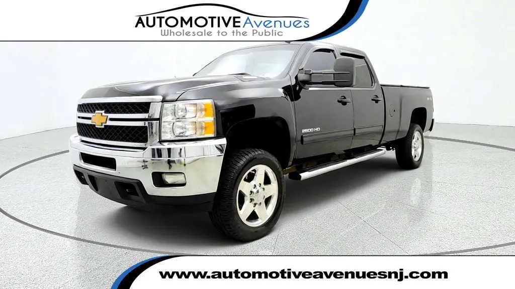 2013 Chevrolet Silverado - $17,995