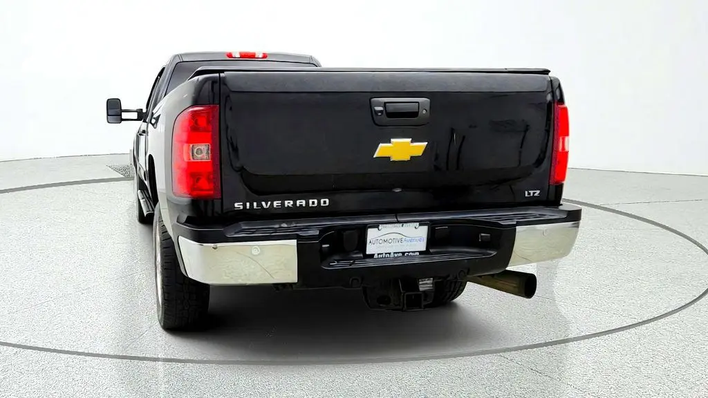 2013 Chevrolet Silverado - $17,995