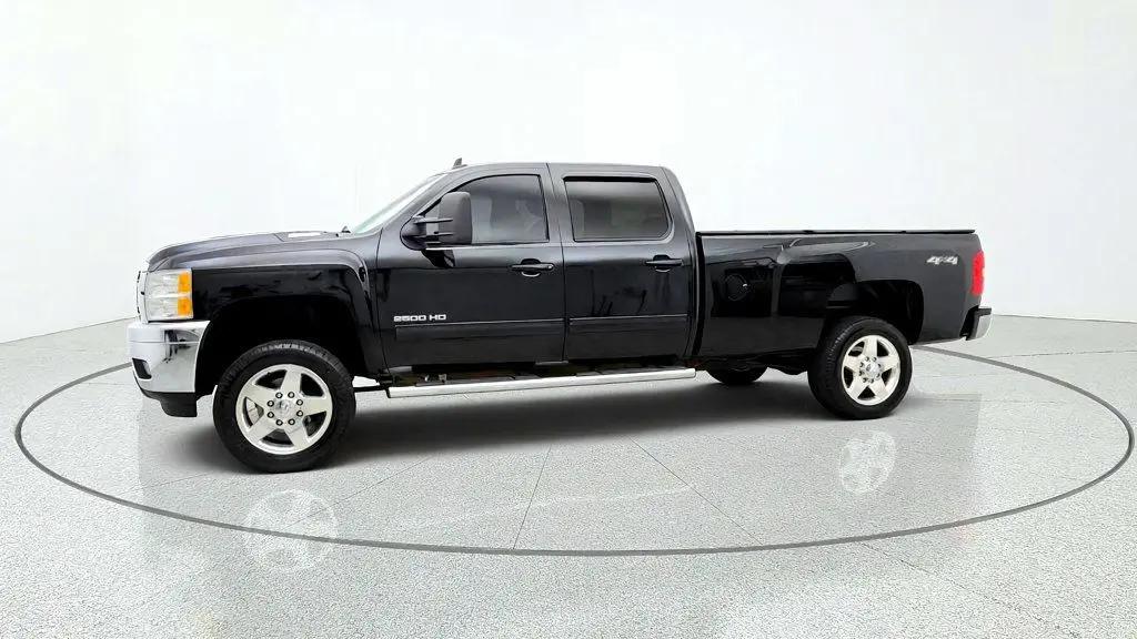 2013 Chevrolet Silverado - $17,995
