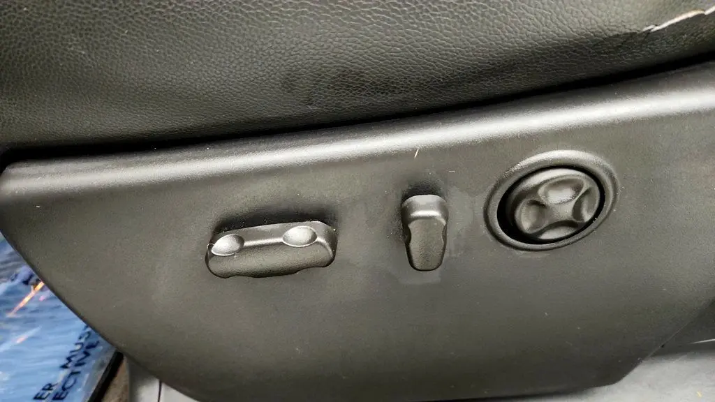 2013 Chevrolet Silverado - $17,995