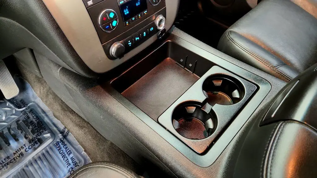 2013 Chevrolet Silverado - $17,995