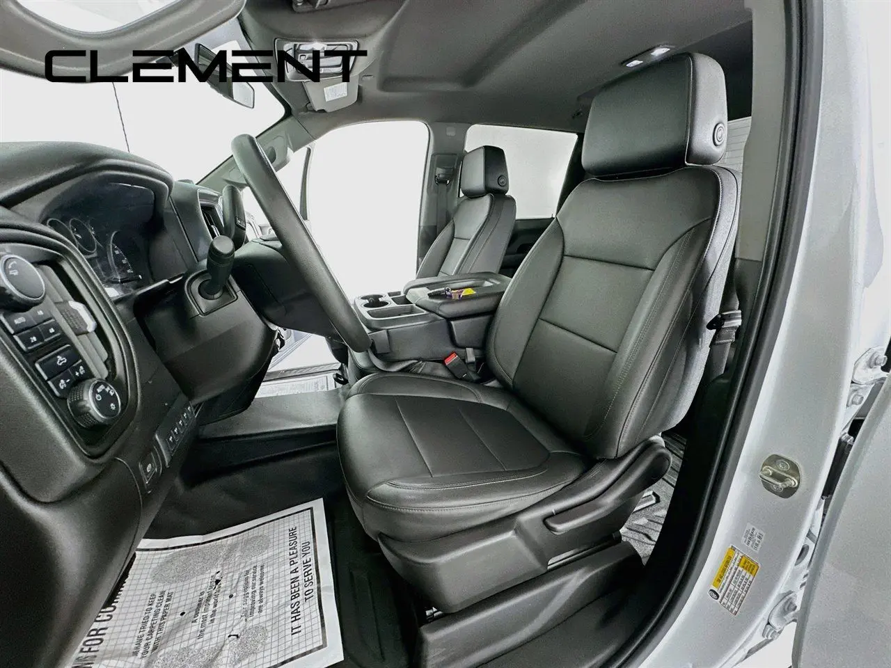 2023 Chevrolet Silverado Hd - $42,987