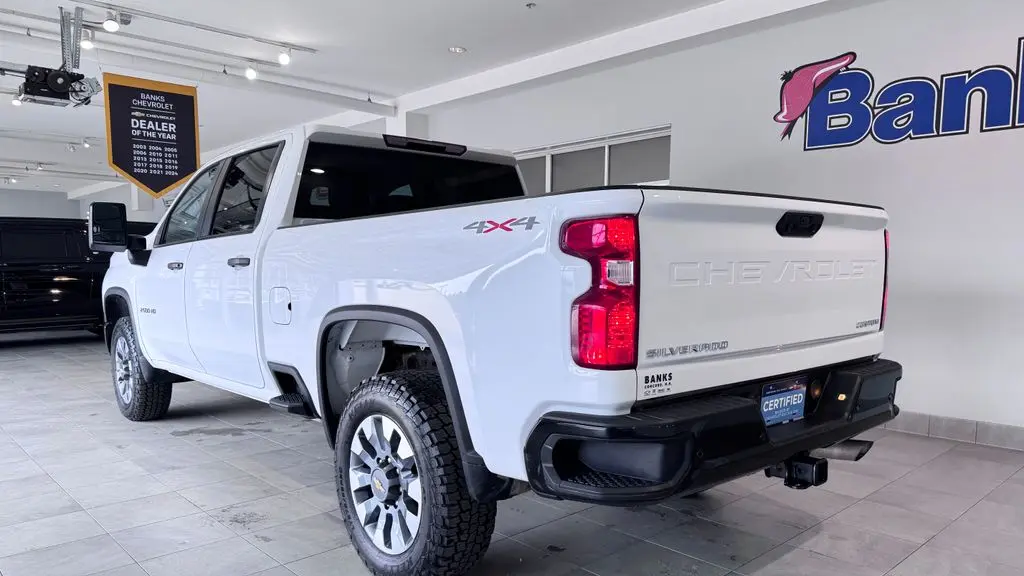 2024 Chevrolet Silverado 2500HD Custom