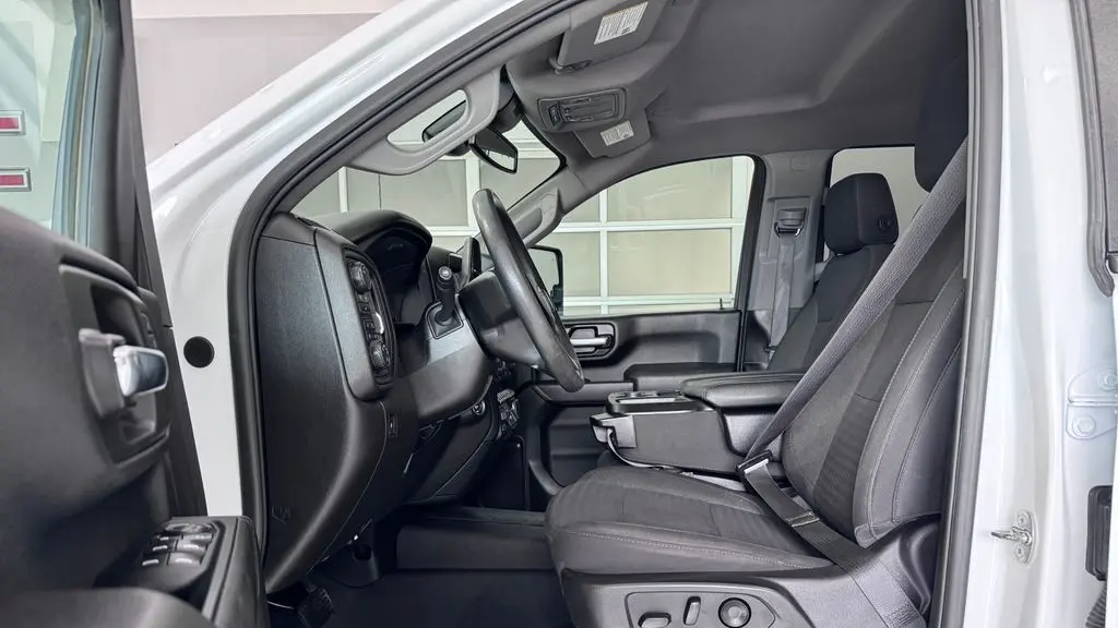 2024 Chevrolet Silverado 2500HD Custom