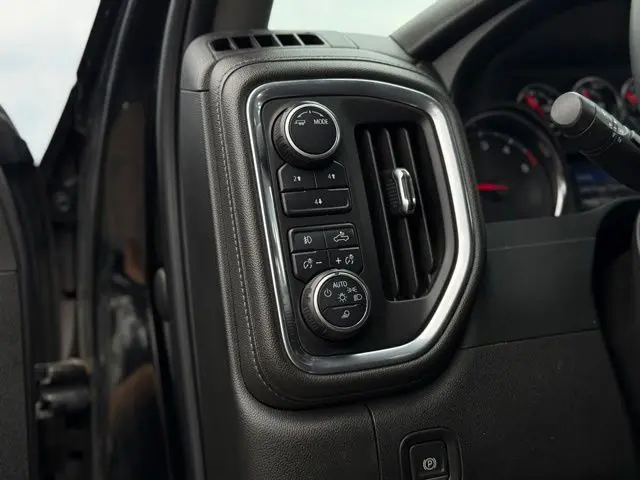 2022 Chevrolet Silverado Hd - $38,500