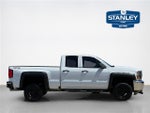 2017 Silverado 2500HD Thumbnail 9