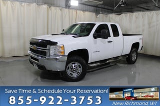 2013 Chevrolet Silverado 2500HD with Summit White Exterior