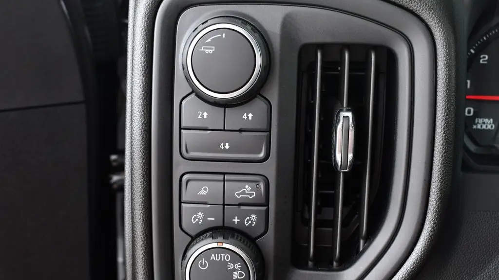 2025 Chevrolet Silverado 3500HD Work Truck