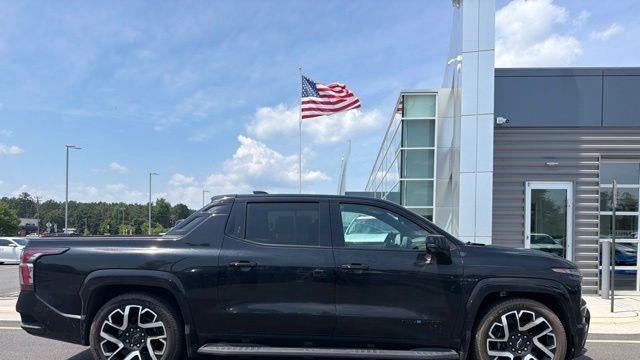 2024 Chevrolet Silverado EV RST