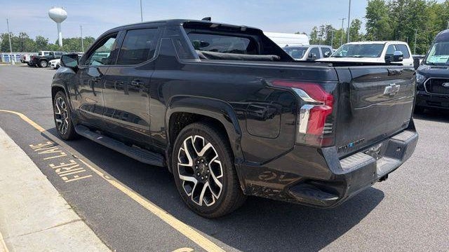 2024 Chevrolet Silverado EV RST