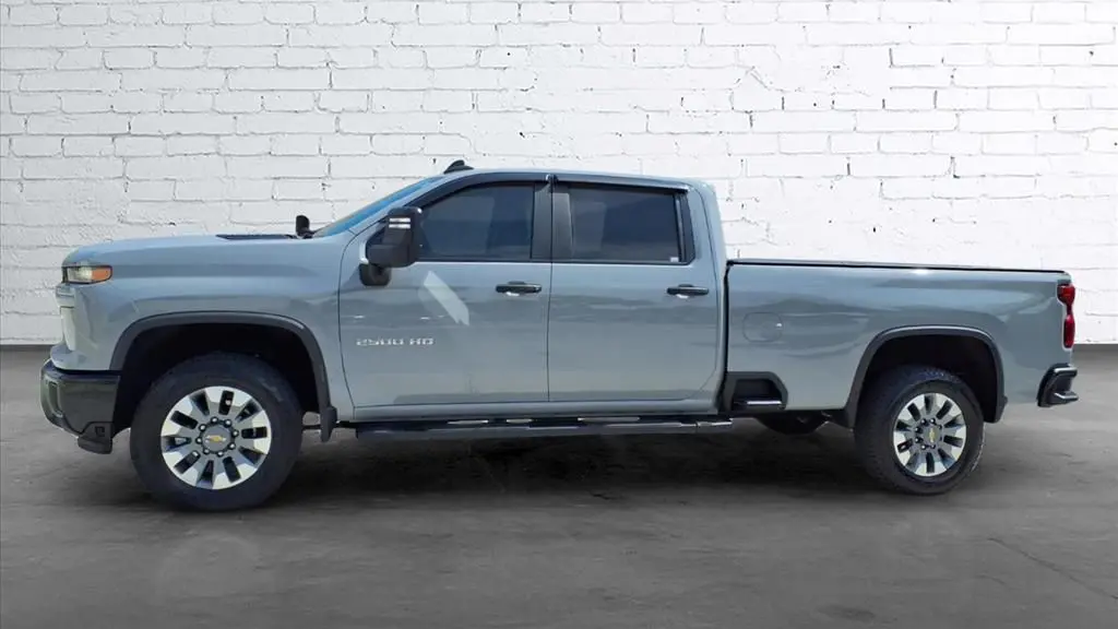 2025 Chevrolet Silverado 2500HD Custom
