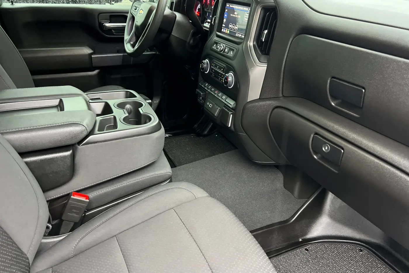 2025 Chevrolet Silverado Hd - $59,500
