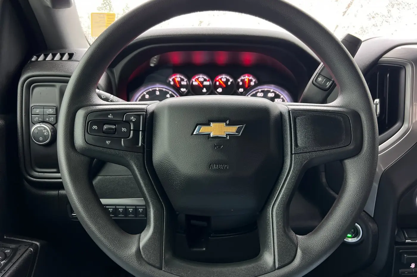 2025 Chevrolet Silverado Hd - $59,500
