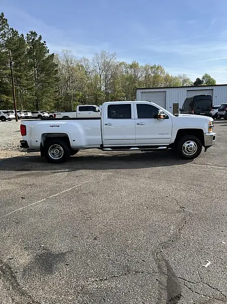 2016 Chevrolet Silverado - $45,998