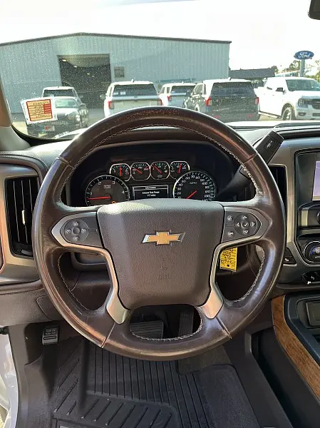 2016 Chevrolet Silverado - $45,998