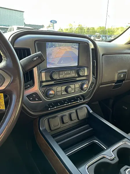 2016 Chevrolet Silverado - $45,998