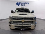 2017 Silverado 3500HD Thumbnail 2