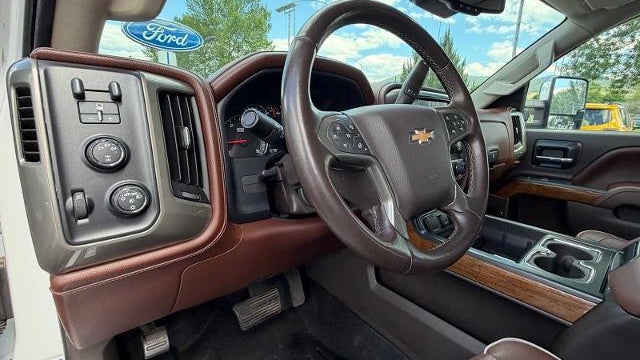 2015 Chevrolet Silverado 3500HD High Country