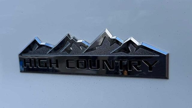 2015 Chevrolet Silverado 3500HD High Country