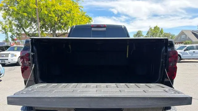 2017 Chevrolet Silverado 3500HD High Country