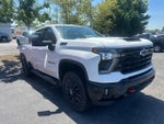 2025 Silverado 2500HD Thumbnail 3