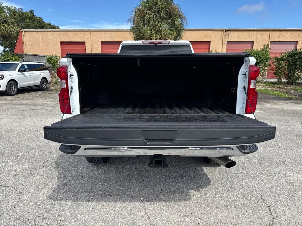 2026 Chevrolet Silverado Hd - $58,900