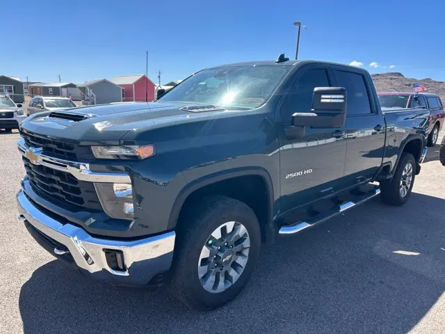 2025 Chevrolet Silverado Hd - $59,995
