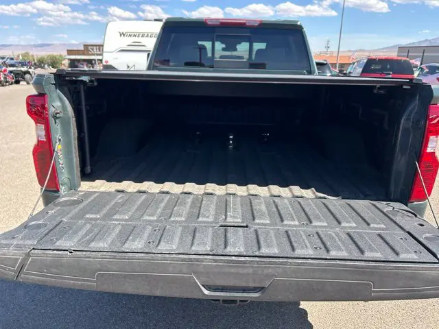 2025 Chevrolet Silverado Hd - $59,995