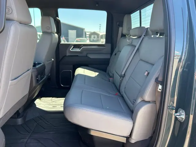 2025 Chevrolet Silverado Hd - $59,995