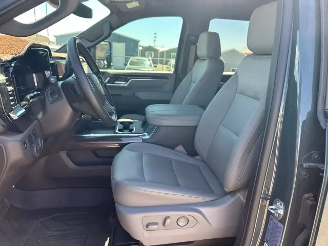 2025 Chevrolet Silverado Hd - $59,995